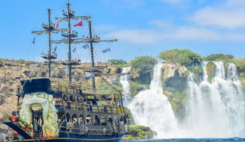 ЭКСКУРСИЯ НА ПИРАТСКОМ КОРАБЛЕ ALIBABA ПО ЗАЛИВУ АНТАЛИИ