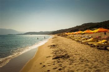 Пляж Лагада