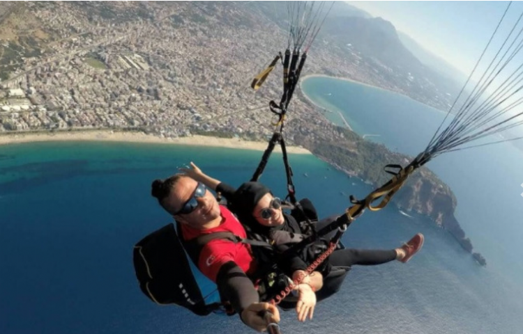 PARAGLIDING IN ALANYA VON ANTALYA
